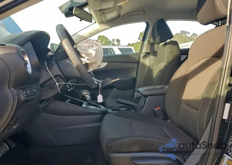 2023 Kia Forte Lx z USA, uszkodzony, nr VIN 3KPF24AD9PE690068